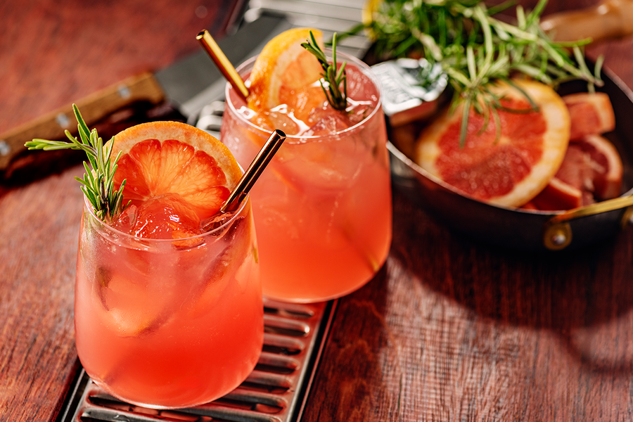 Two colourful cocktails representing a mocktail workshop, a classy hen party idea for a hen do with Photobox.