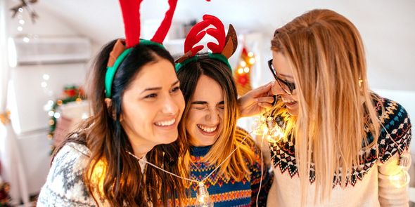 Friendsmas: 10 fun ways to celebrate Christmas with your friends