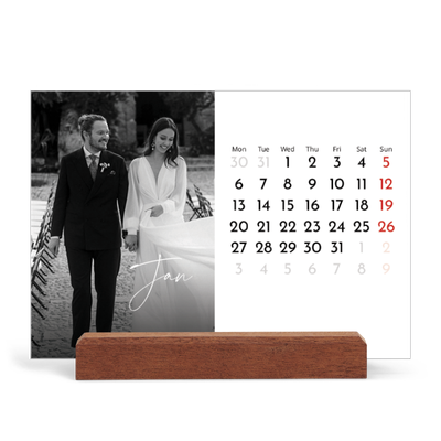 Easel Desk Calendar Landscape  — Elegant script [January]