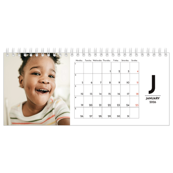 Desk Photo Calendar — Letter spotlight